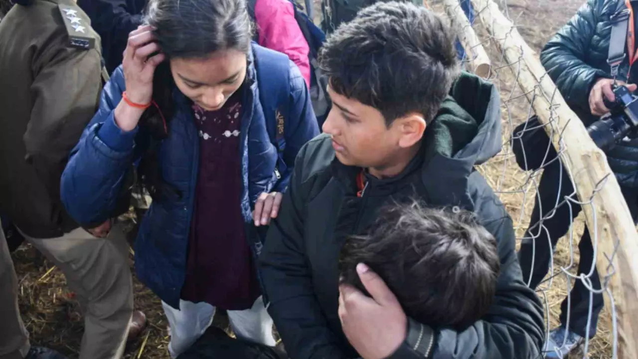 Devotees blame Yogi Adityanaths UP govt for stampede