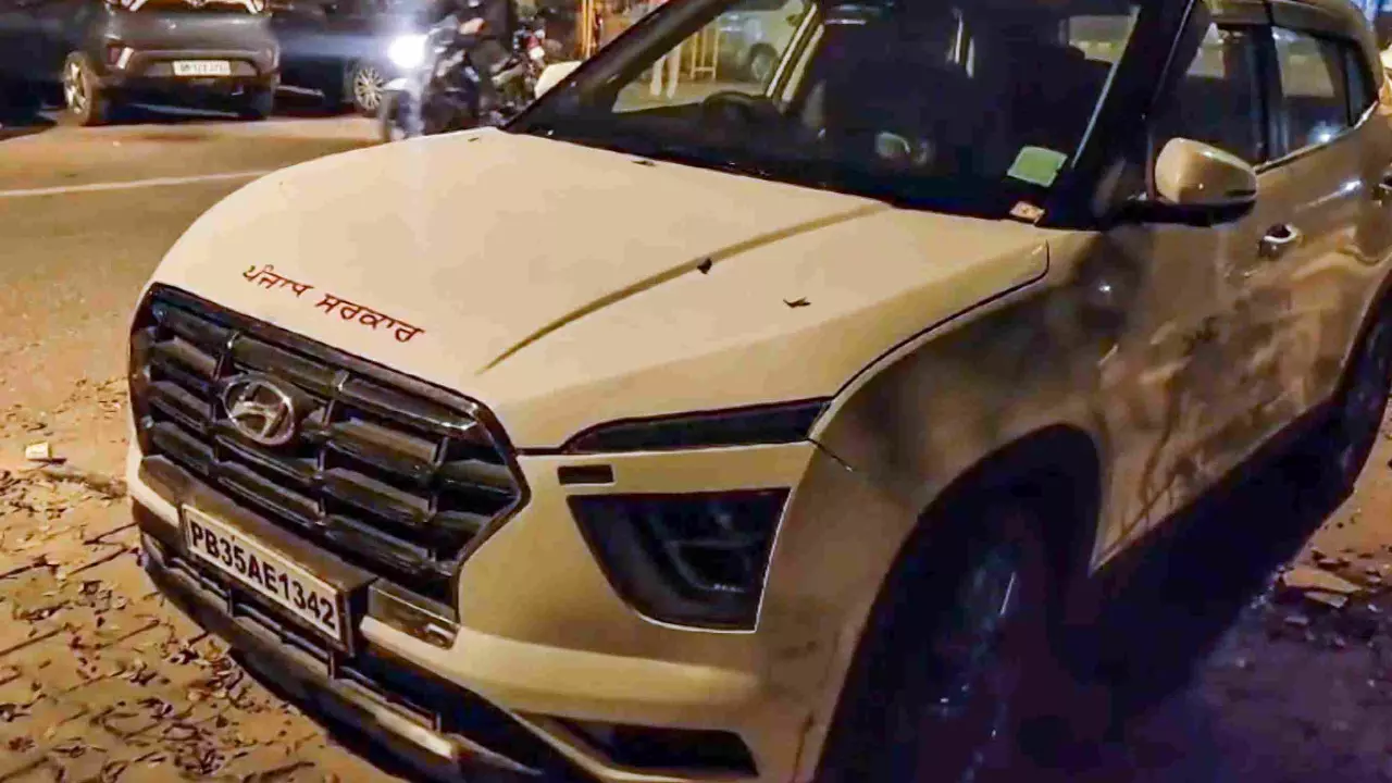 Delhi polls, cash, liquor