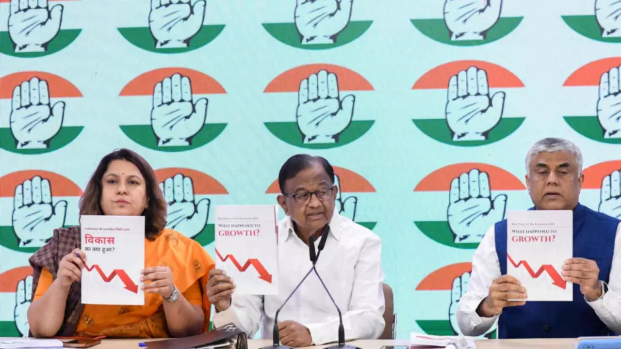Modi government is leading India into middle income trap: Congress