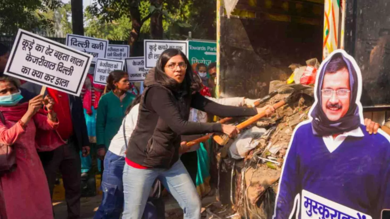 AAP MP Swati Maliwal held for dumping garbage outside Kejriwal’s house
