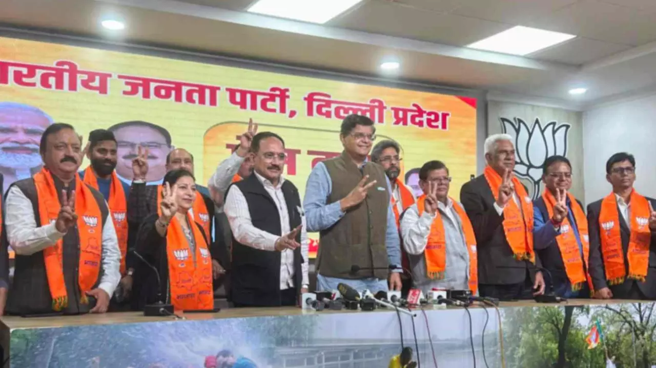 8 AAP MLAs jump ship, join BJP ahead of Delhi assembly polls