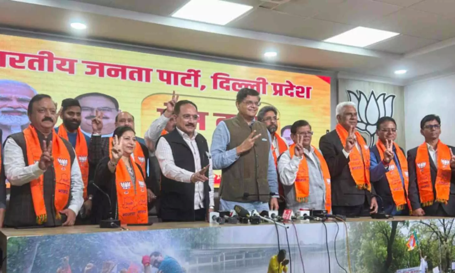 8 AAP MLAs jump ship, join BJP ahead of Delhi assembly polls 8 AAP MLAs jump ship, join BJP ahead of Delhi assembly polls