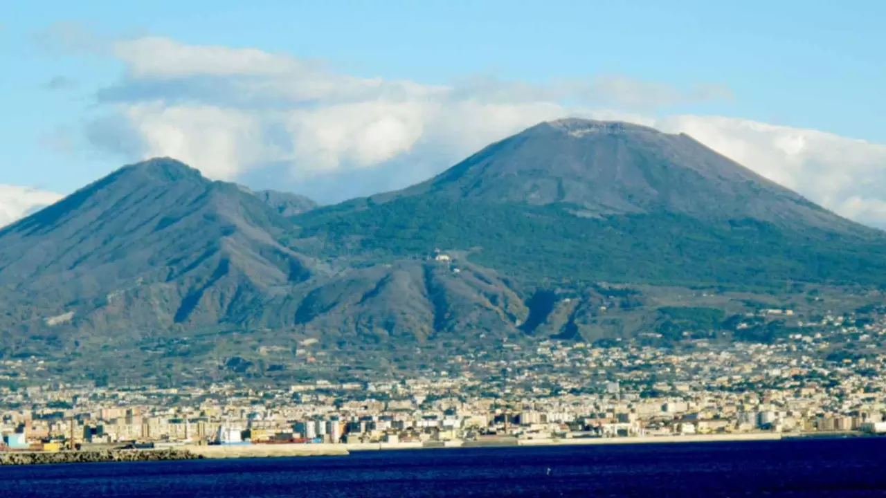 AI, scientists team up to decode Vesuvius-charred scrolls