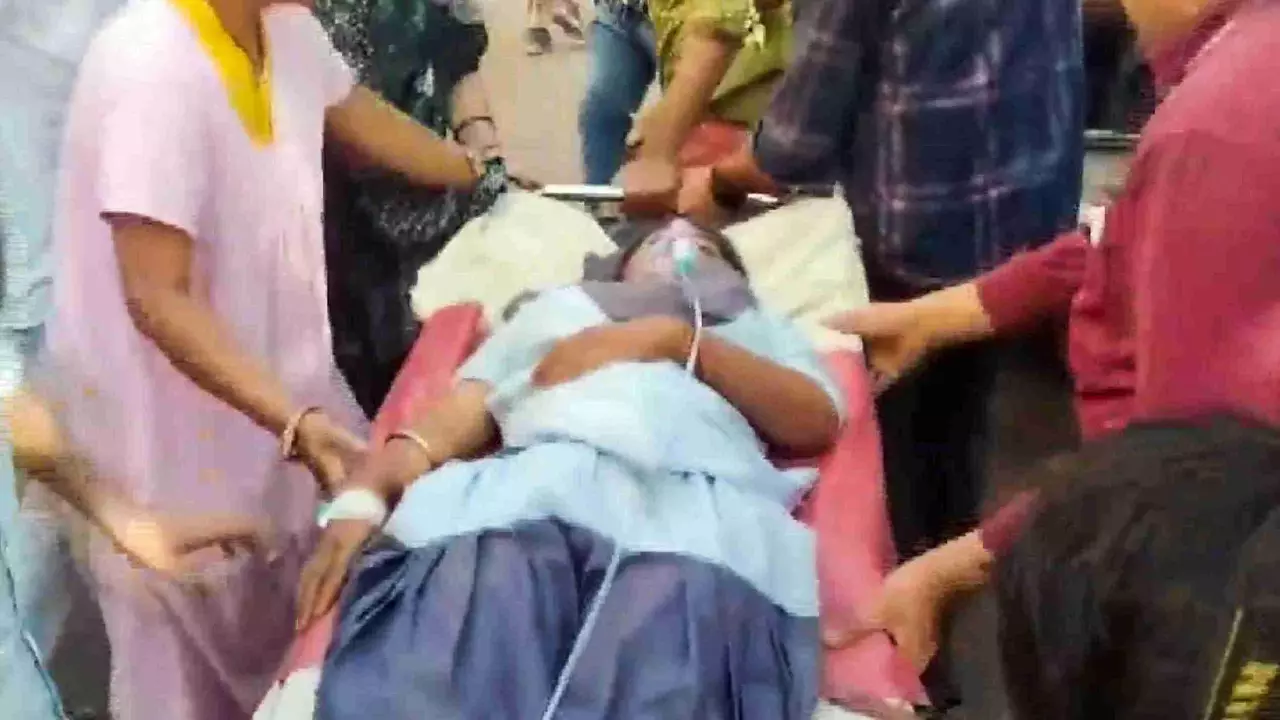 18 Kota school students land in hospital after inhaling toxic fumes