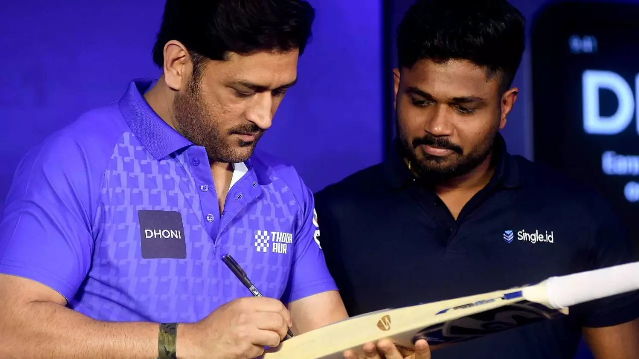 MS Dhoni, Sanju Samson