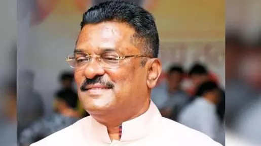 Maharashtra transport minister Pratap Sarnaik on security of MSRTC passengers travelling to Karnataka Maharashtra transport minister Pratap Sarnaik on security of MSRTC passengers travelling to Karnataka