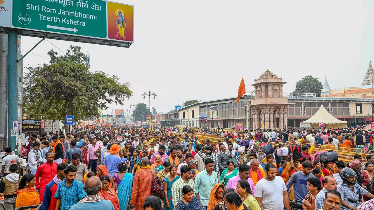 Ram temple, Ayodhya, footwear