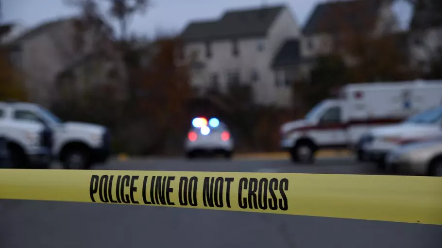 Canada, pub shooting