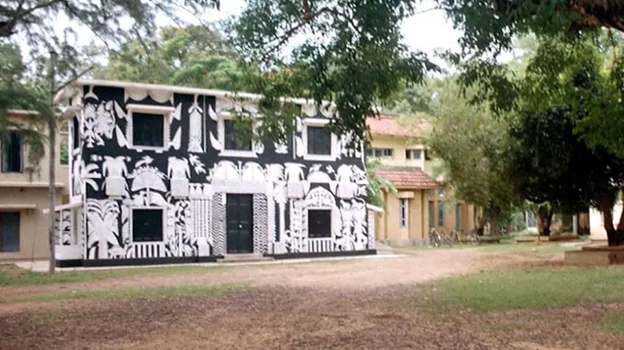 Visva Bharathi University, Shantiniketan, Holi celebrations, TMC govt, Sonajhuri Haat