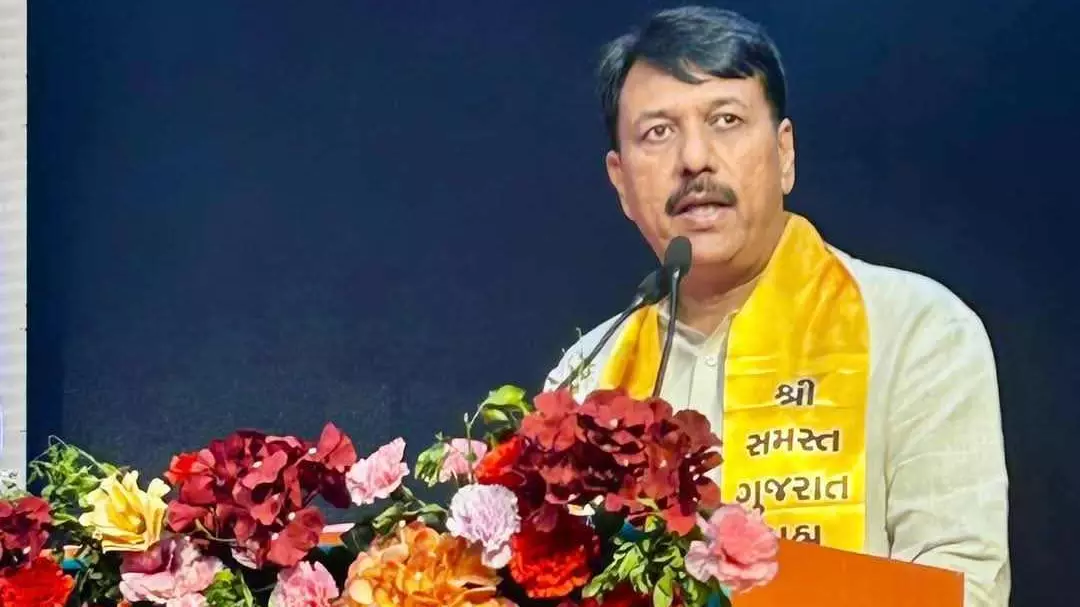 Declare cow as Gujarats `Rajya Mata: Congress leader in Assembly Declare cow as Gujarats `Rajya Mata: Congress leader in Assembly