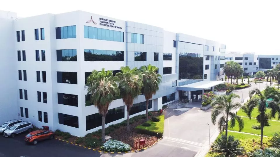 Renault-Nissan Research and Business Centre Renault-Nissan Research and Business Centre