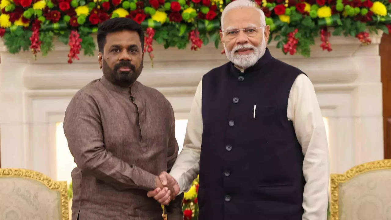 Modi with Anura Dissanayake Modi with Anura Dissanayake