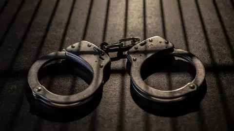Arrest, Handcuffs