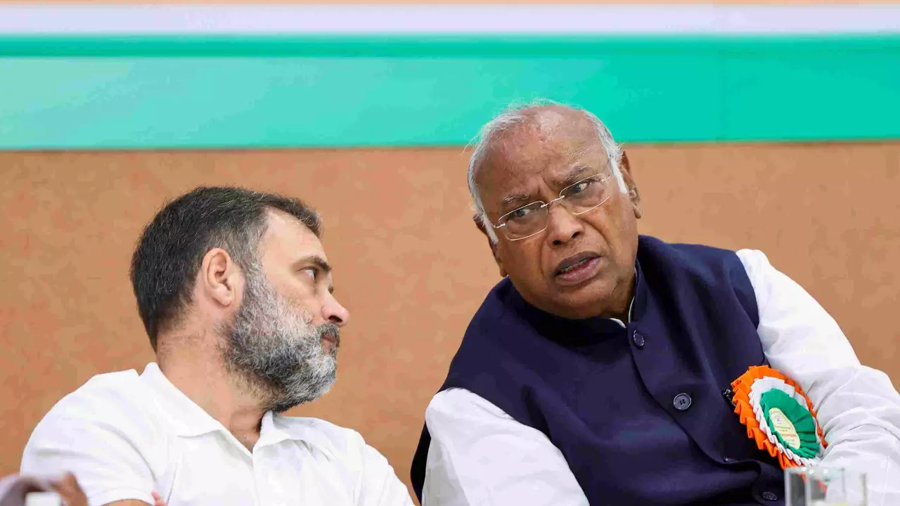 Kharge reignites battle over Sardar Patels legacy, highlights his ban on RSS