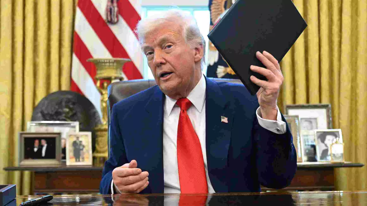 US warns illegal foreign nationals to self-deport or face jail time