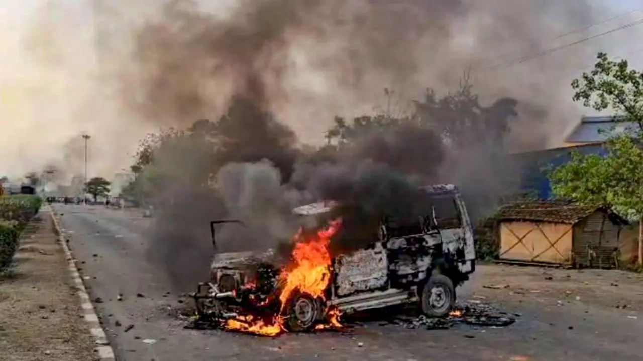 West Bengal: NCW chief to meet riot-affected women in Murshidabad