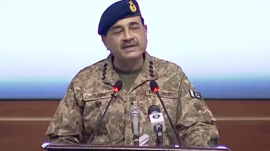 Kashmir our jugular vein, wont forget it: Pakistan Army Chief