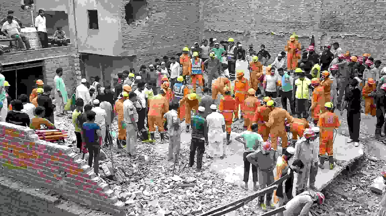 Delhi building collapse