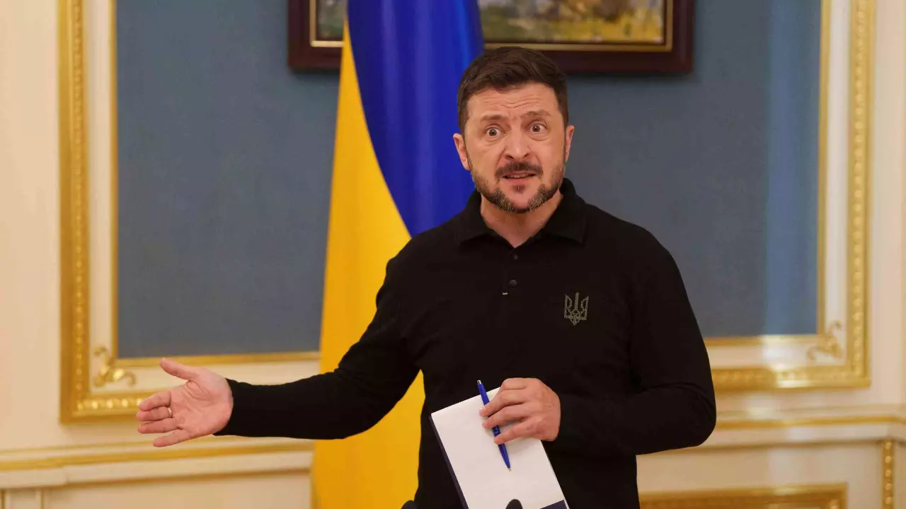 Trump chides Zelenskyy over Ukraines position on Crimea as peace talks falter