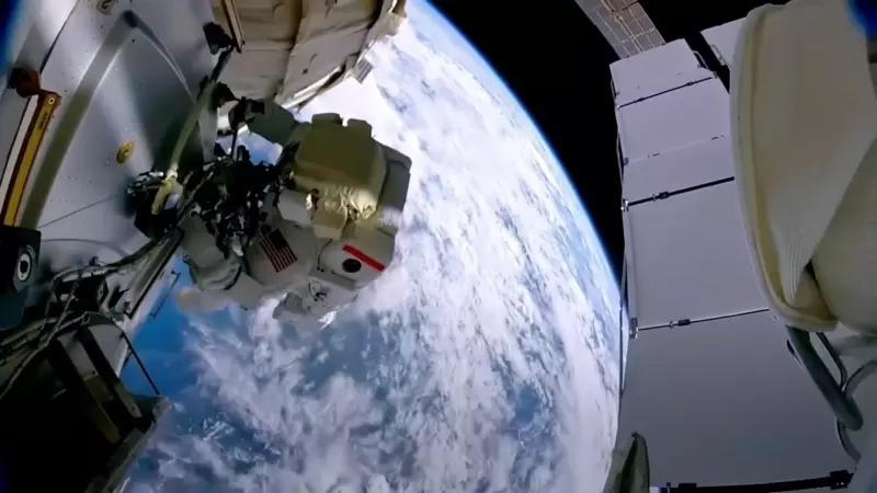 The Sky is Dirty-Spacejunk The Sky is Dirty-Spacejunk