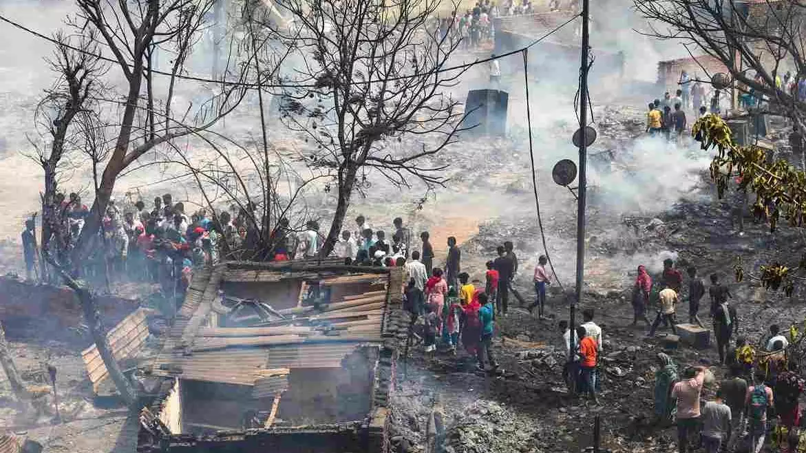 2 children die, 800 shanties gutted in Delhi as huge fire engulfs Rohinis slum area