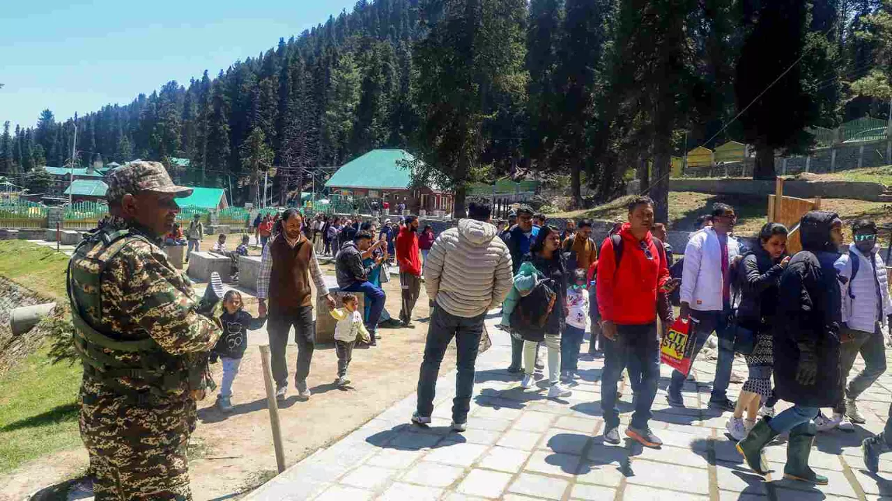 J&K: 48 tourist destinations shut after terror warning