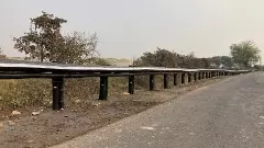 Bamboo crash barrier National Highway Maharashtra
