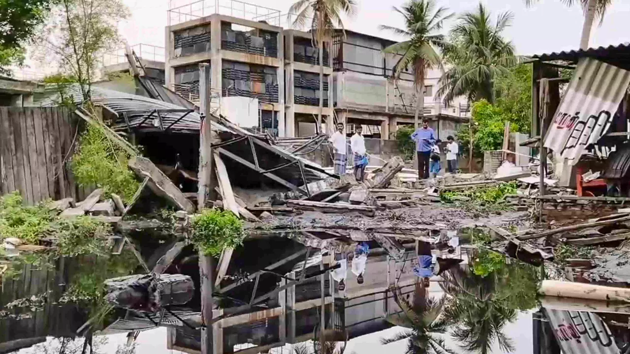 The chemical-water flood, created by the burst tank, flooded several homes, with residents hospitalized for vomiting and dizziness. Image: PTI