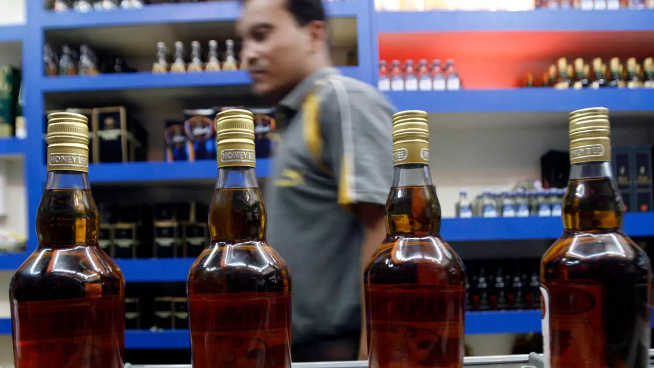 Tamil Nadu, liquor scam