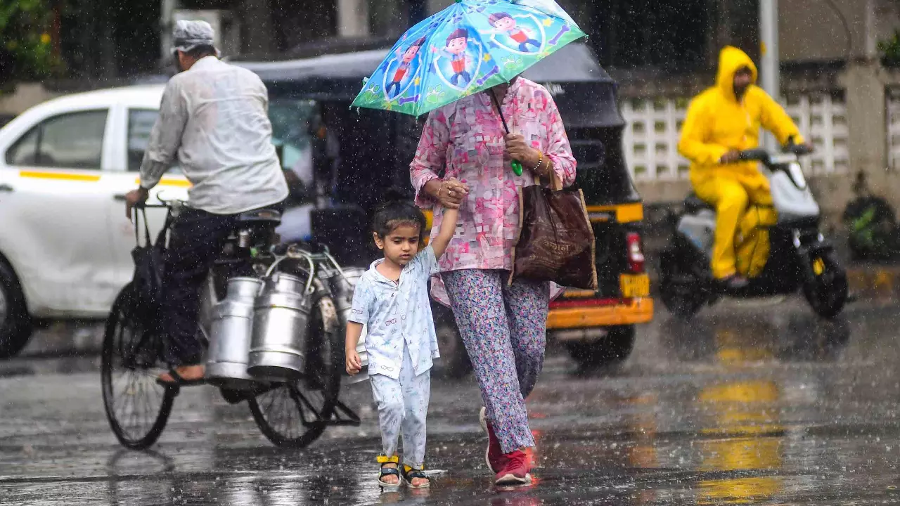 IMD predicts heavy rains in Goa, govt declares school holiday on Friday