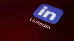 As AI takes over job market, nearly 85% professionals feel less confident on taking new roles: LinkedIn