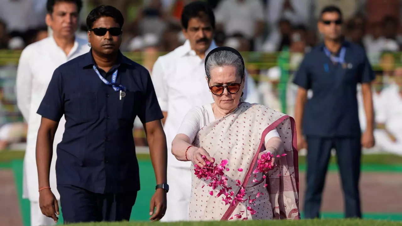 ‘Fearless guardian of democracy’: Congress pays tribute to Nehru on 61st death anniversary ‘Fearless guardian of democracy’: Congress pays tribute to Nehru on 61st death anniversary