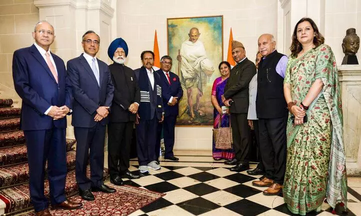 MP delegation in Paris MP delegation in Paris