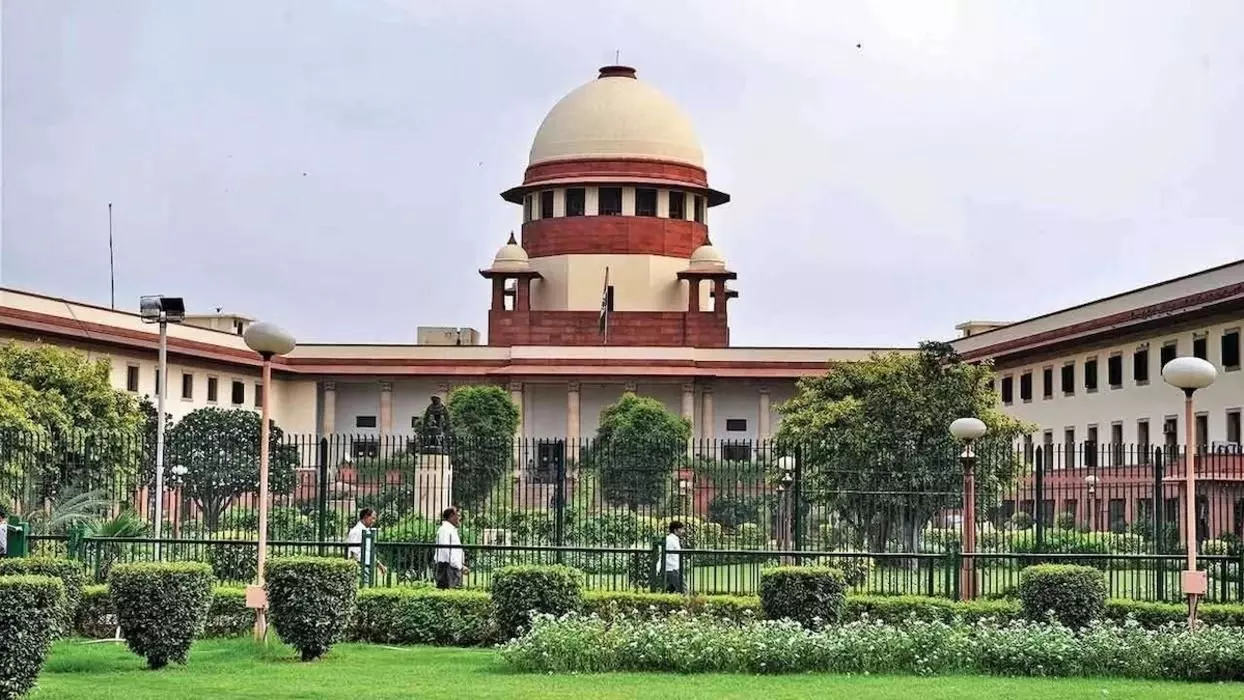 SC grants ex-SIB chief interim relief in Telangana phone tapping case
