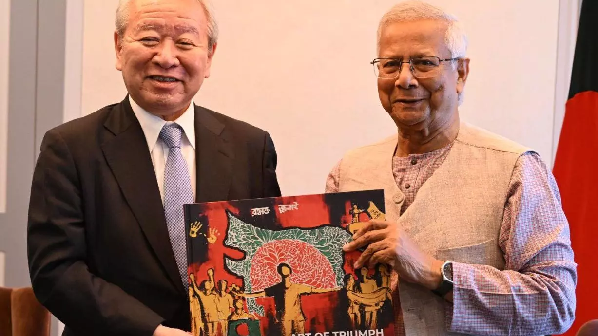Bangladesh Chief Advisor Muhammad Yunus (Right) with Japan International Cooperation Agency President Dr Tanaka Akihiko in Tokyo