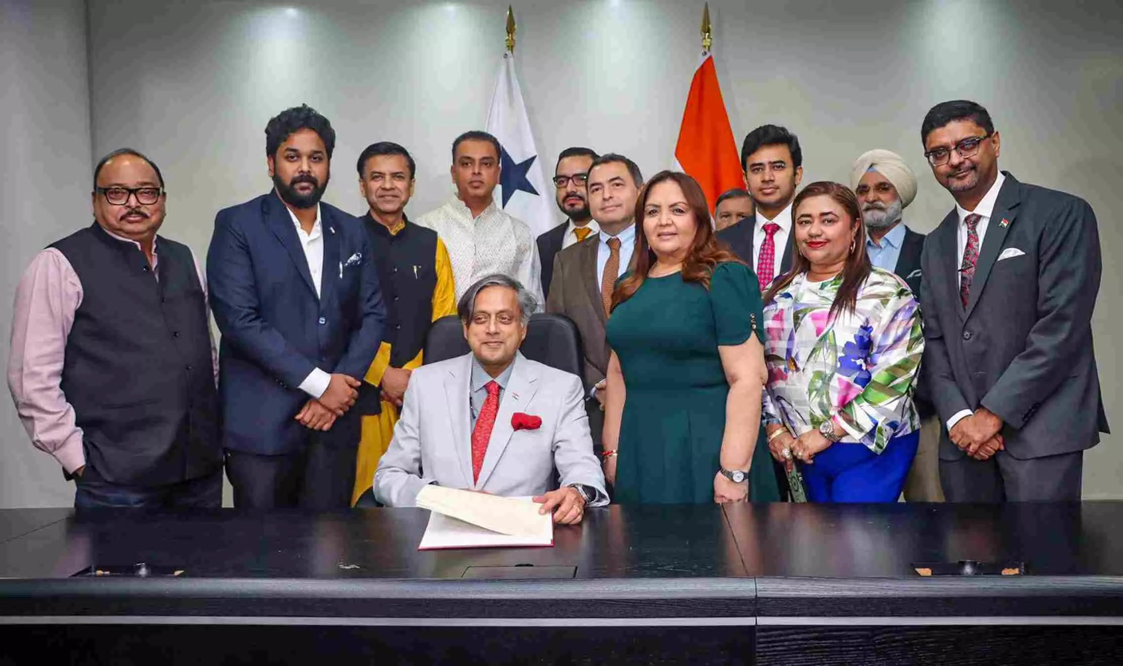 Tharoor’s articulate defence of Modi regime abroad deepens fault lines within Congress Tharoor’s articulate defence of Modi regime abroad deepens fault lines within Congress