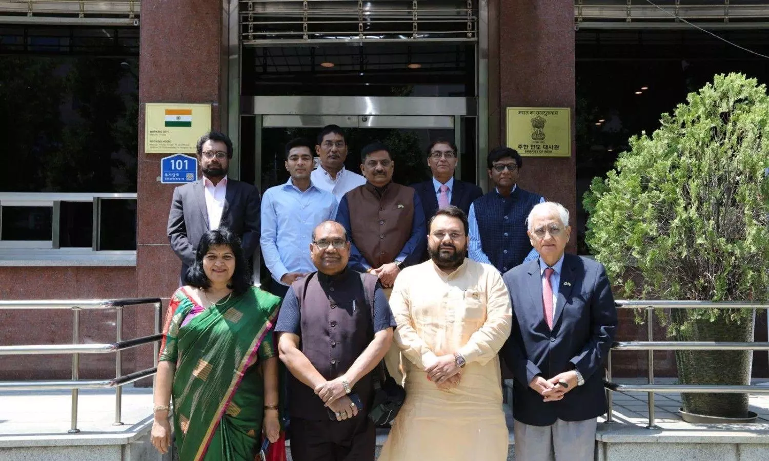 Congresss Salman Khurshid hails abrogation of Article 370, brought prosperity to Kashmir Congresss Salman Khurshid hails abrogation of Article 370, brought prosperity to Kashmir