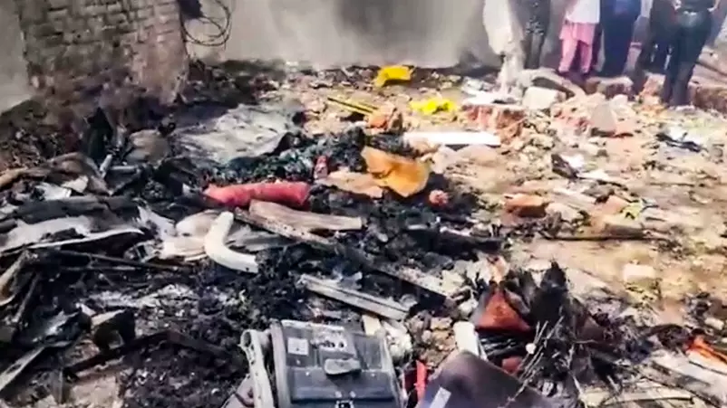 Ahmedabad airport issues statement after London-bound AI flight crashes Ahmedabad airport issues statement after London-bound AI flight crashes