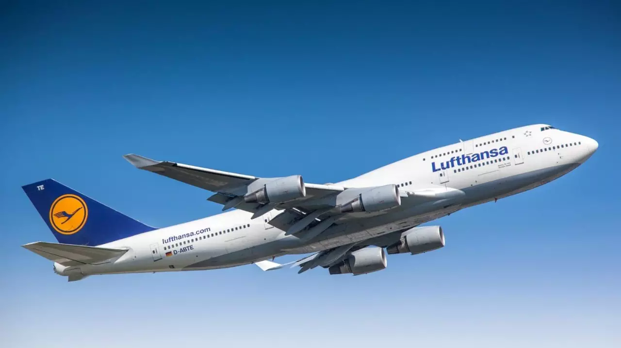 Lufthansa flight