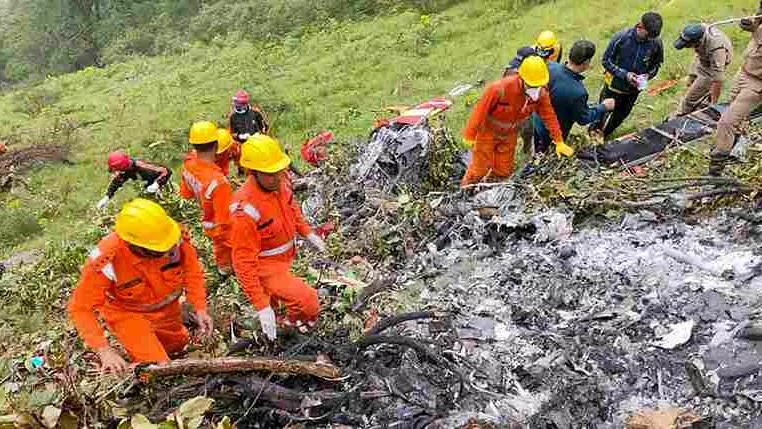 Stop helicopter operations on Chardham Yatra route: Activist to DGCA Stop helicopter operations on Chardham Yatra route: Activist to DGCA