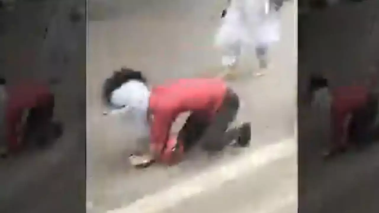 Video shows Bengaluru Rapido biker assaulting female passenger amid spat Video shows Bengaluru Rapido biker assaulting female passenger amid spat