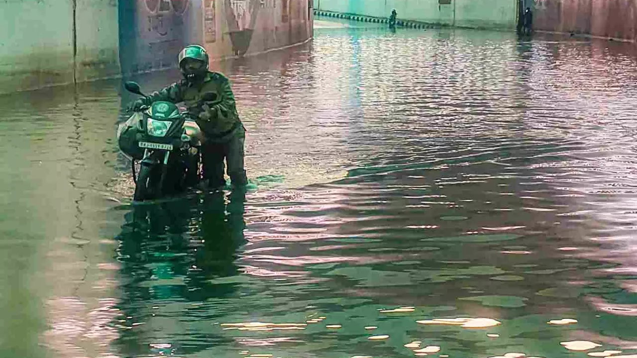 Waterlogging, traffic jams, flight diversions as rain lashes Delhi