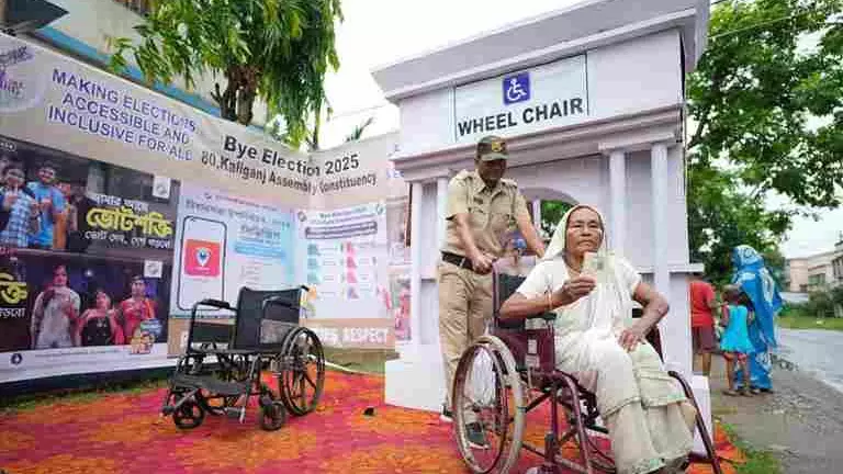 polling in Kaliganj constituency