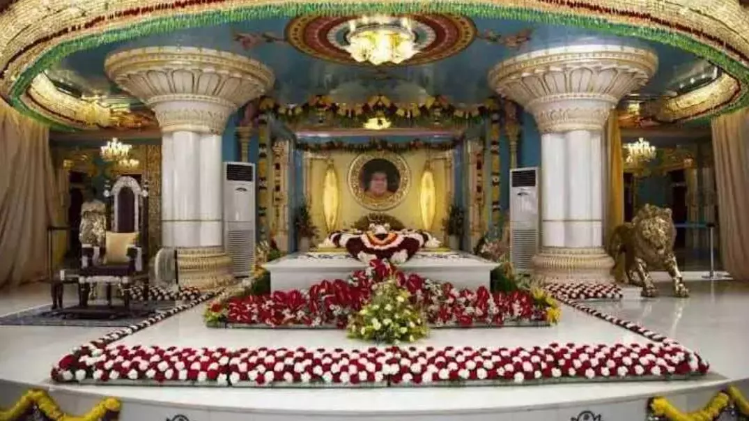 Sri Sathya Sai Baba samadhi in Puttaparthi