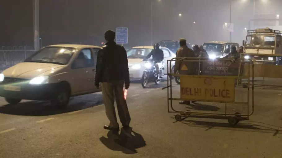 Delhi Police Delhi: Masked men loot ice-cream parlour in Keshavpuram