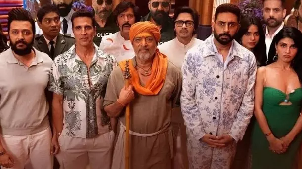 Akshay Kumar-starrer Housefull 5 earns over Rs 300 crore at box-office Akshay Kumar-starrer Housefull 5 earns over Rs 300 crore at box-office