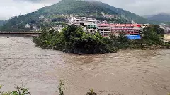 Mandi flash floods cloudburst
