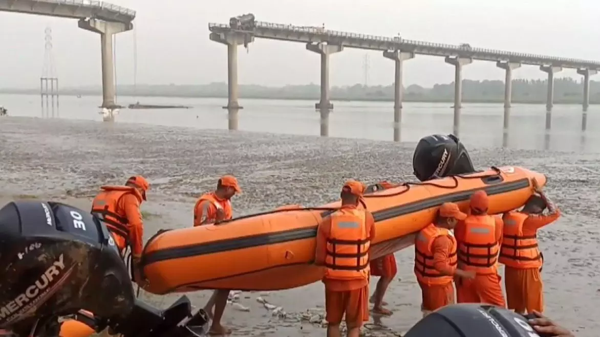Gujarat bridge collapse