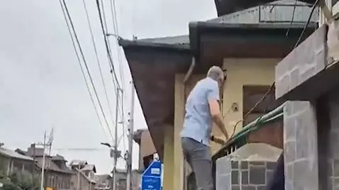 J-K CM Omar Abdullah scales graveyard gates to offer tributes to martyrs