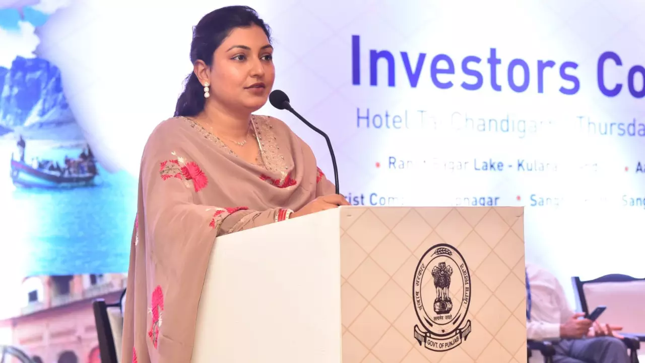 Anmol Gagan Maan agrees to withdraw resignation after meeting with AAP chief